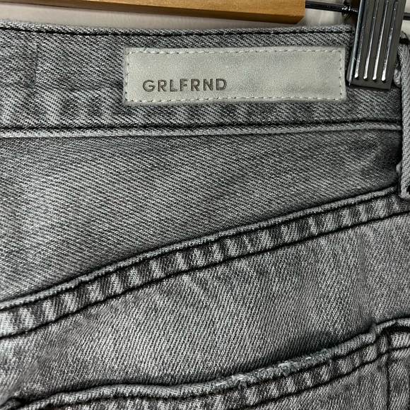 GRLFRND The Karolina High Rise Distressed Ripped Jeans in Lead Size 25 - Picture 12 of 12